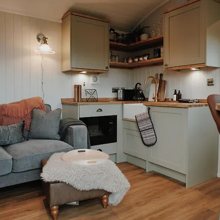 Brackenslack Shepherds Huts 营地 *